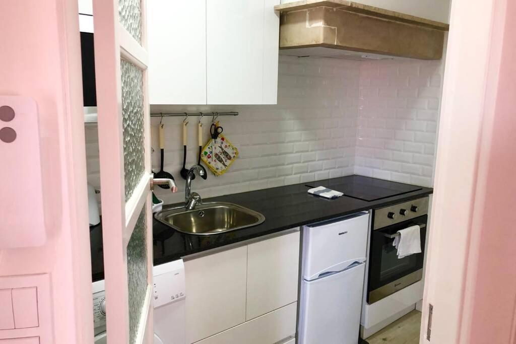 32 2 - Heart Of Lisbon Private Apartment, Bairro Alto Екстер'єр фото