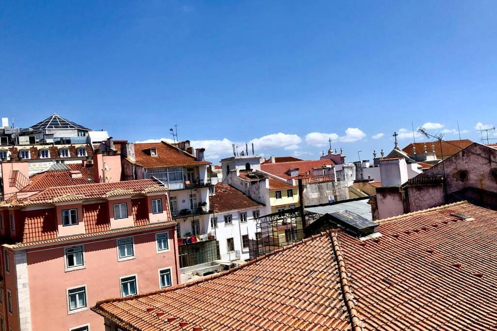 32 2 - Heart Of Lisbon Private Apartment, Bairro Alto Екстер'єр фото